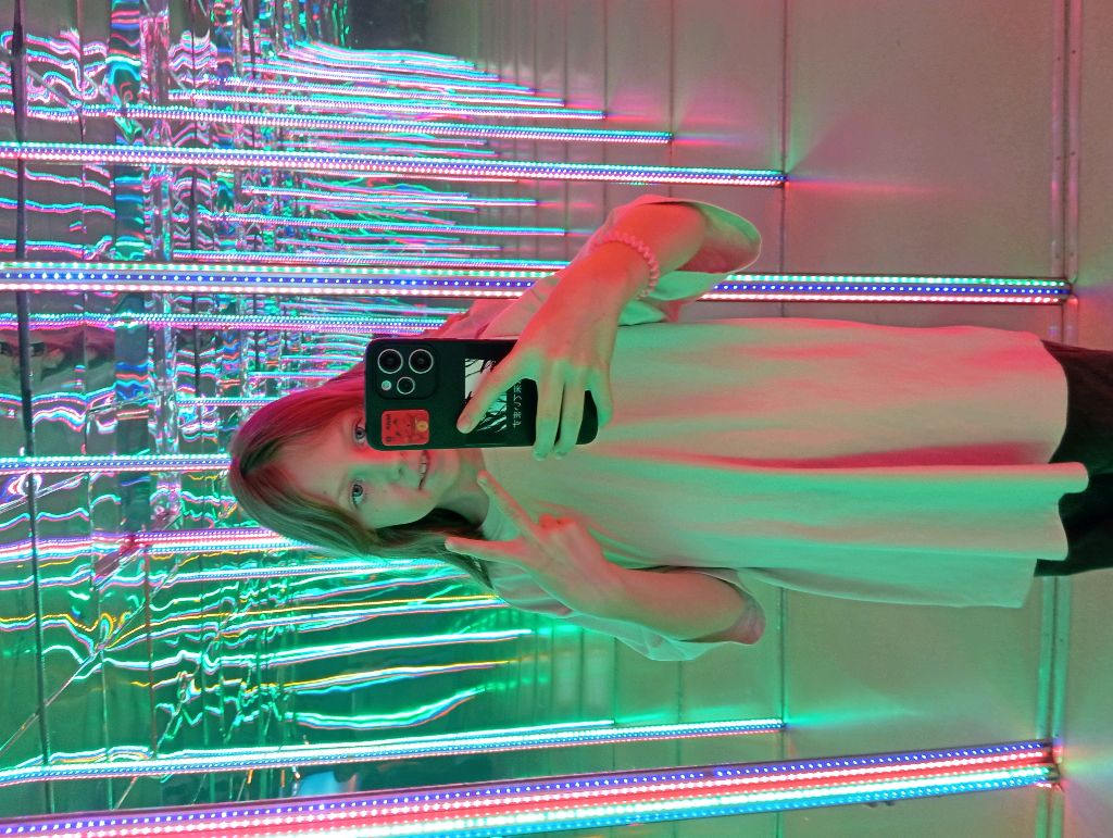 Лиза и маша