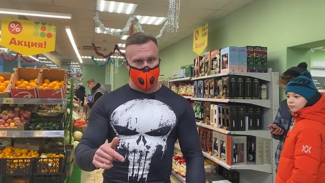 ЗАКРЫЛИ МАГАЗИН!ЗАБРАЛИ В ОТДЕЛ!ЗАСТАВЛЯЮТ ПЛАТИТЬ ЗА ПРОСРОЧКУ!ВЫЗВАЛИ ПОЛИЦИЮ И ОХРАНУ! смотреть онлайн