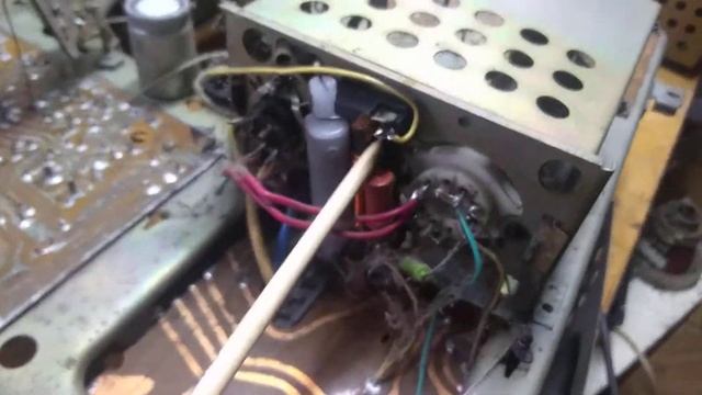 Три телевизора Изумруд -210.Сравнение.Обзор деталей.
