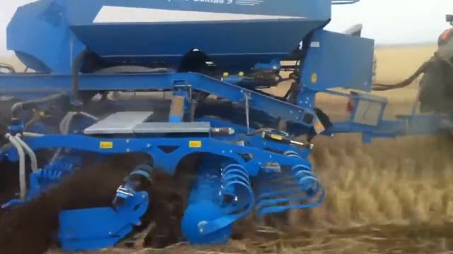 LEMKEN compact solitair and fendt 930 смотреть онлайн