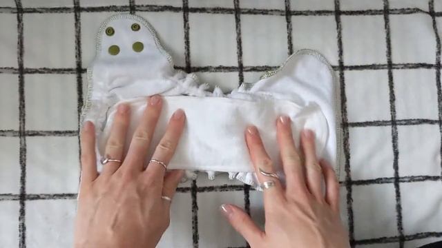 Little Lovebum Newbie Video Guide - The Nappy Lady смотреть онлайн