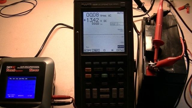 Scyrk T6755 and Lead Acid Battery смотреть онлайн