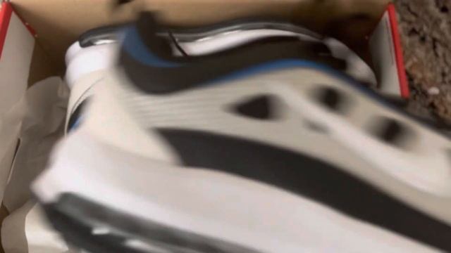 Nike AIR MAX AP смотреть онлайн