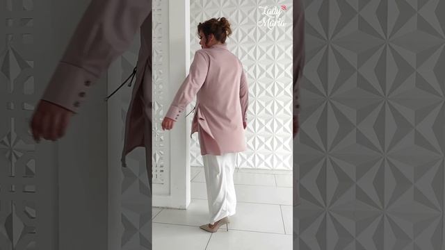 Рубашка с симметричной удлиненной спинкой смотреть онлайн