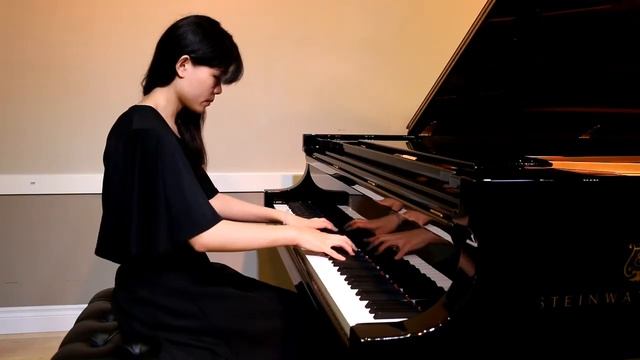 Sonata in C Major WoO 51 First Movement - Ludwig van Beethoven смотреть онлайн