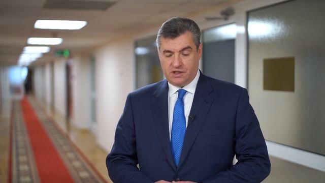 Депутат Леонид Слуцкий о высылке из России 2-х дипломатов Нидерландов смотреть онлайн