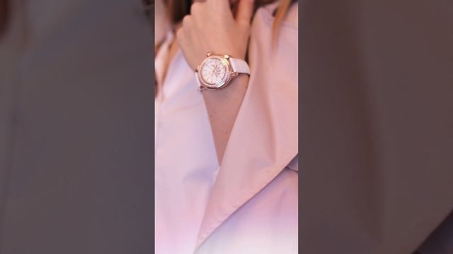 NIKA 1071 CELEBRITY 1 смотреть онлайн