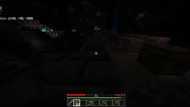 First encounter of the deep dark biome in Minecraft смотреть онлайн