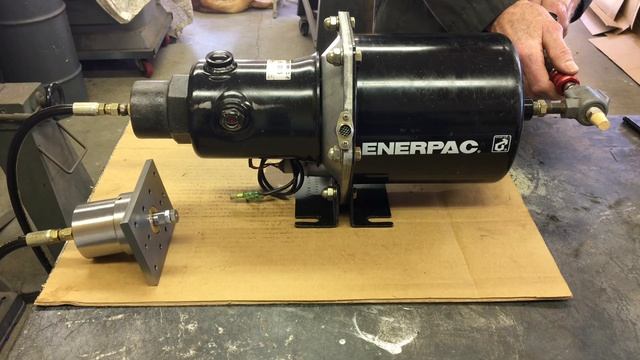 Grizzly G0704 CNC Conversion (testing Hydraulic Intensifier) смотреть онлайн