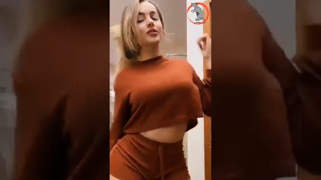 Itza Reyna | Hot Celebrity | Short Biography | Wiki Info