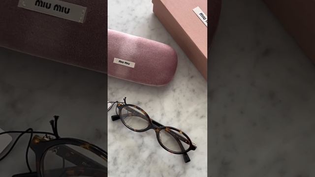 Очень давно их хотела! Распаковка очков Miu Miu #fashion #stylish #shorts #распаковка смотреть онлайн