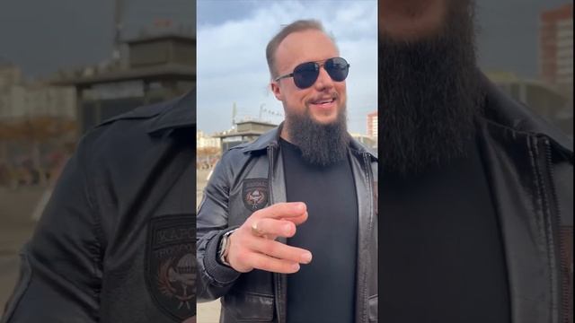 ЦОЙ В ПИТЕРЕ!ЛЮДИ ХОТЯТ ПЕРЕМЕН, НО БОЯТСЯ!ЦОЙ ЖИВ!#цой #полиция #музыка #русский #будущее #политика смотреть онлайн