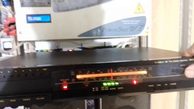 Американец в работе, фм приемник и усилитель смотреть онлайн