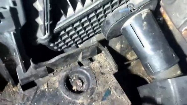 Рено Эспайс 4 2005 года не заводится ! не крутит стартер!