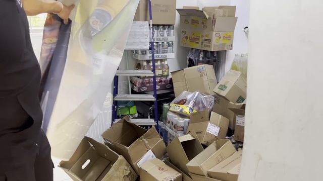 ПРОВЕРКА МАГАЗИНА 24 ЧАСА!ПРОСРОЧКА,НАПАДЕНИЕ, ДРАКА,ОБМАН И ПОЛИЦИЯ смотреть онлайн