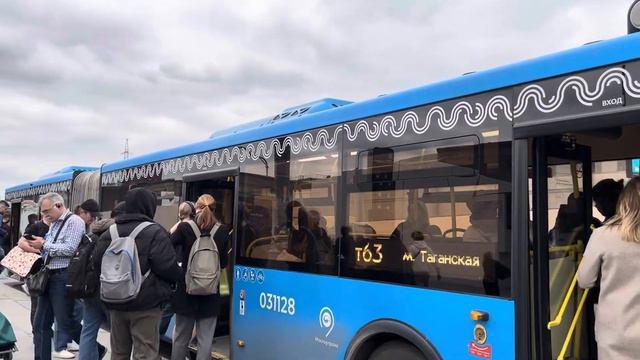 Автобус ЛиАЗ-6213.65 следует по маршруту т63 ”138-й кв. Выхина - м. Таганская” смотреть онлайн