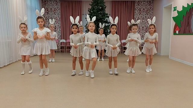 Танец зайцев "А нам все равно!" смотреть онлайн