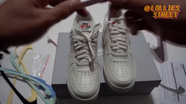 나이키 에어포스1 스우시팩 언박싱(Nike Air Force1 Swoosh Pack Unboxing) смотреть онлайн