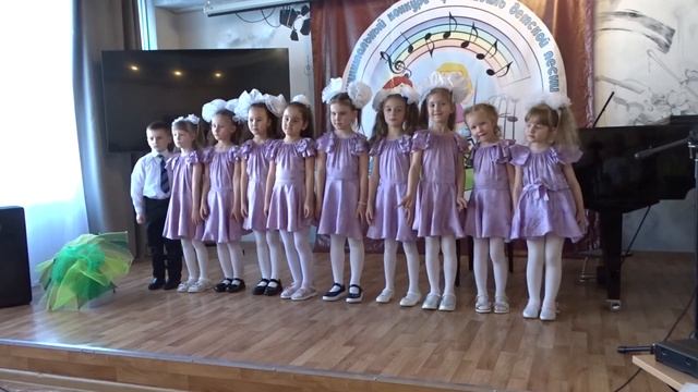 "До ре ми фа соль" и "А куда же гном пропал?", вокальная студия "Королёк", Диплом II Степени смотреть онлайн