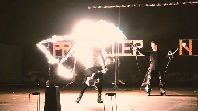 Fire Show на 12 человек смотреть онлайн