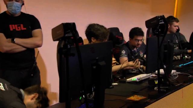 Ammar All Chatting After Tipping K1 смотреть онлайн