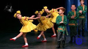 «Гуси-гусенята», ансамбль «После уроков». «Gosling Geese», ensemble «After School».