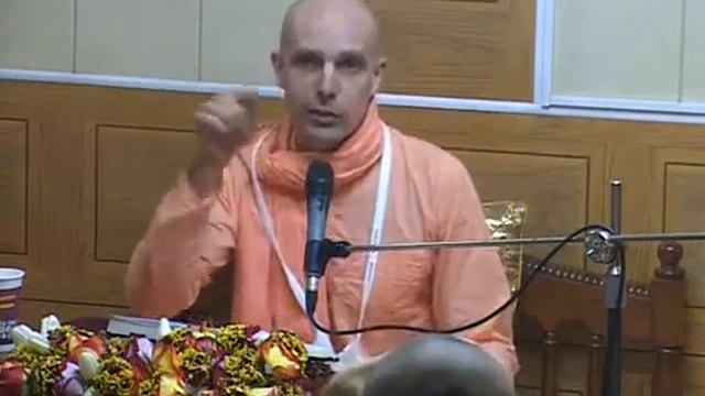 2013-05-28 — Вайшнавы как трансцендентные попутчики — ШБ 3.26.38-39 (Мадана-мохан дас, Москва) смотреть онлайн