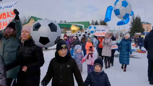 Первый Кубок «12 канала» по футболу в валенках. Ролик от компании «Весь свет». Снято - LegedzaMedia смотреть онлайн