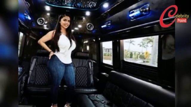 Rebecca J Wiki | Rebecca J Biography Weight Age Net Worth