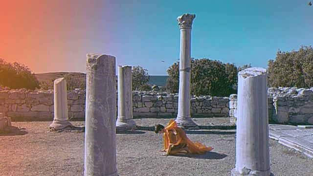 Dance improvisation on the ruins of Ancient Greek temple, Chersonesus смотреть онлайн