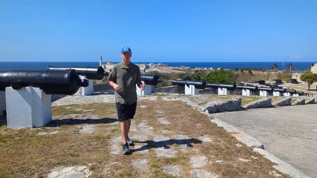 Visiting the Fortresses of Havana, Cuba 🇨🇺 смотреть онлайн