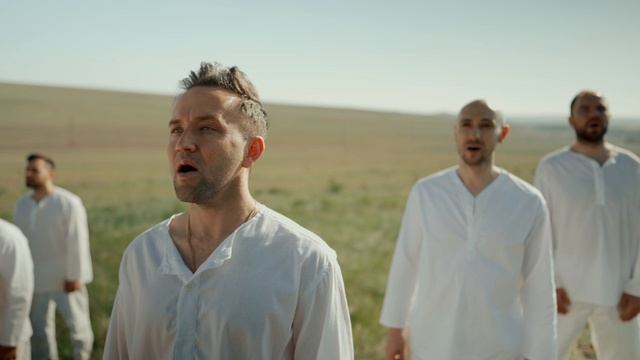 В небо белым голубем - Мужской хор "Русский Формат" (Сергей Трофимов) смотреть онлайн