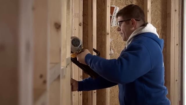 DeWalt 20V MAX Dual Speed Framing Nailer - DCN692 смотреть онлайн