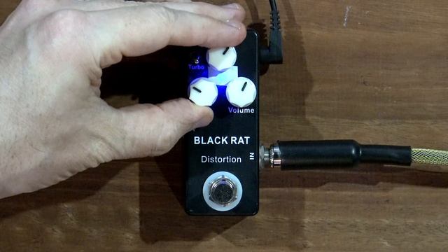 It's a BUDGET RAT - Mosky Black Rat Distortion смотреть онлайн