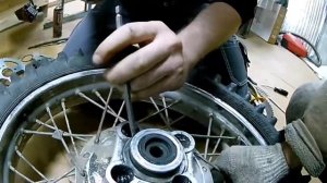 Как снять сайлентблоки ступицы на китайском мотоцикле
