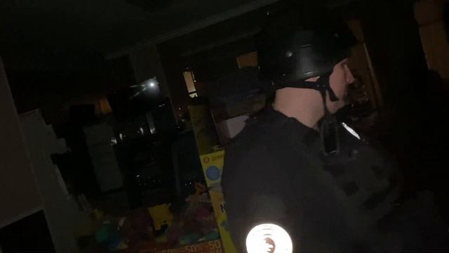 ХОТЕЛИ ВЫГНАТЬ ИЗ МАГАЗИНА!!!! смотреть онлайн