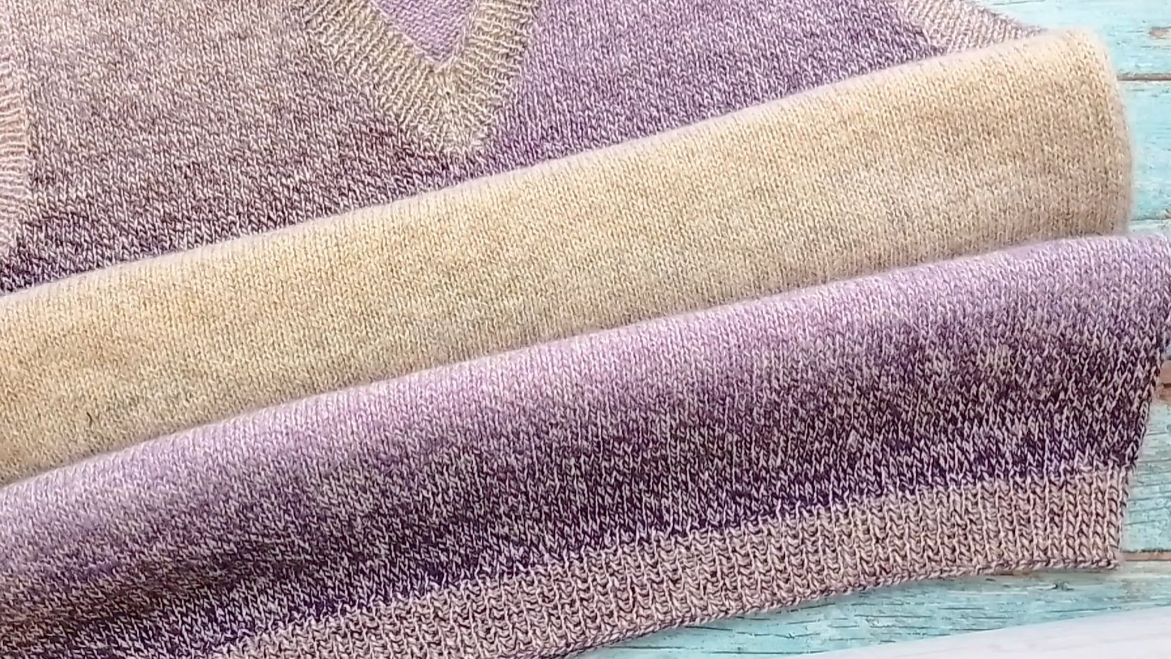 Итоги недели. Жилет из Кауни готов! Перчатки / шапка на машине / носки / покупки. смотреть онлайн