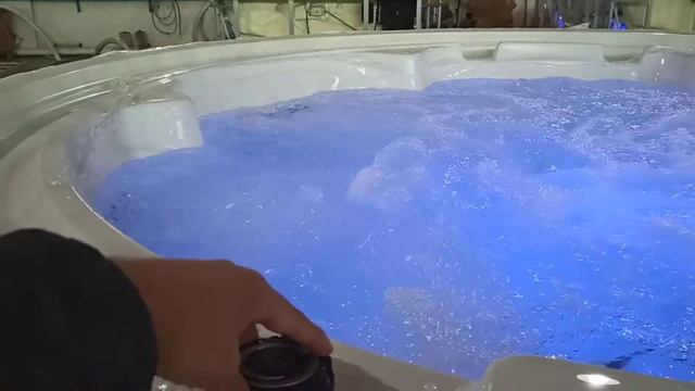 Тестирование спа бассейна Lovia Spa ZR7026 на 5 персон😊 от магазина Бассейны-спа.рф