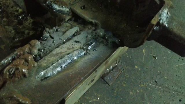 Инвертор Etalon 180 и Ресанта 160К .mp4