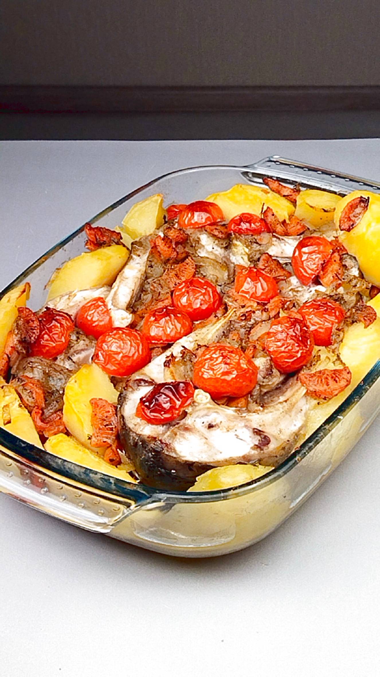 Я, КАК ЛЮБИТЕЛЬ РЫБЫ- просто в восторге!Максимально сочная и нежная! Карп запечённый в духовке смотреть онлайн