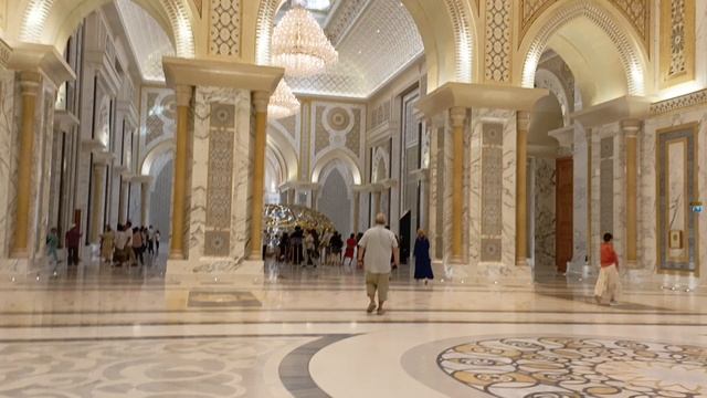 Президентский дворец в Абу-Даби. Как Вам? смотреть онлайн