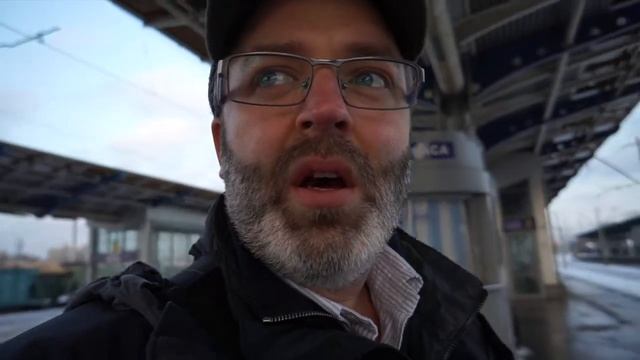 VIP Coach on Kyiv/Odessa Intercity Train смотреть онлайн