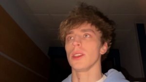 выбираем нового клоуна