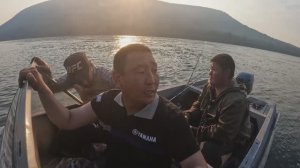 Выезд на рыбалку вниз по реке Чара ищем озеро с огромными щуками.