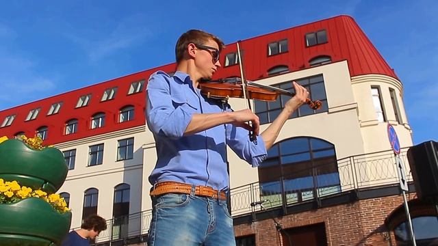 Минск. Пешеходка! 5ч.(11). 10.06.2017. Михаил Пыл. "Let It Be". Скрипач играет-5. смотреть онлайн
