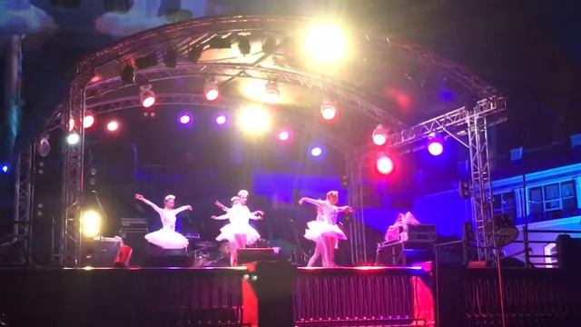 Световые Балерины Prana Group на Фестивале Света Зенит Арена Санкт-Петербург апрель 2017 смотреть онлайн