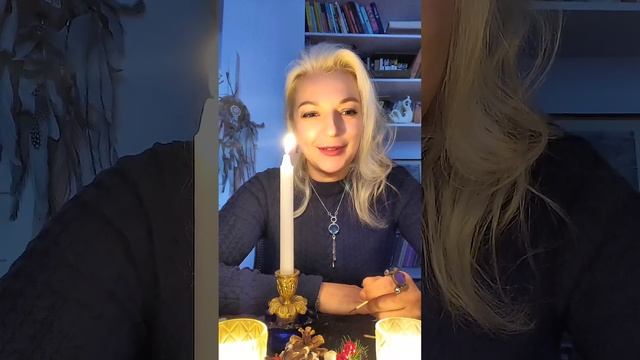 Предновогодний ритуал и поздравление от Ташики смотреть онлайн