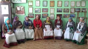 "Ой да ,ты, калинушка, размалинушка".