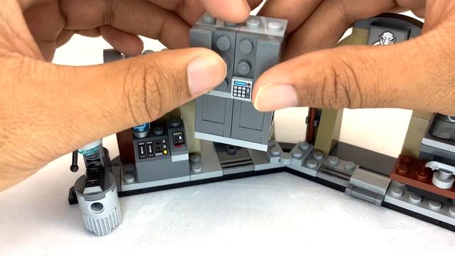 LEGO Star Wars 75319 The Armorer's Mandalorian Forge Review! смотреть онлайн