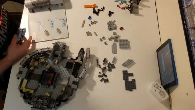 LEGO 75105 Millennium Falcon Build смотреть онлайн